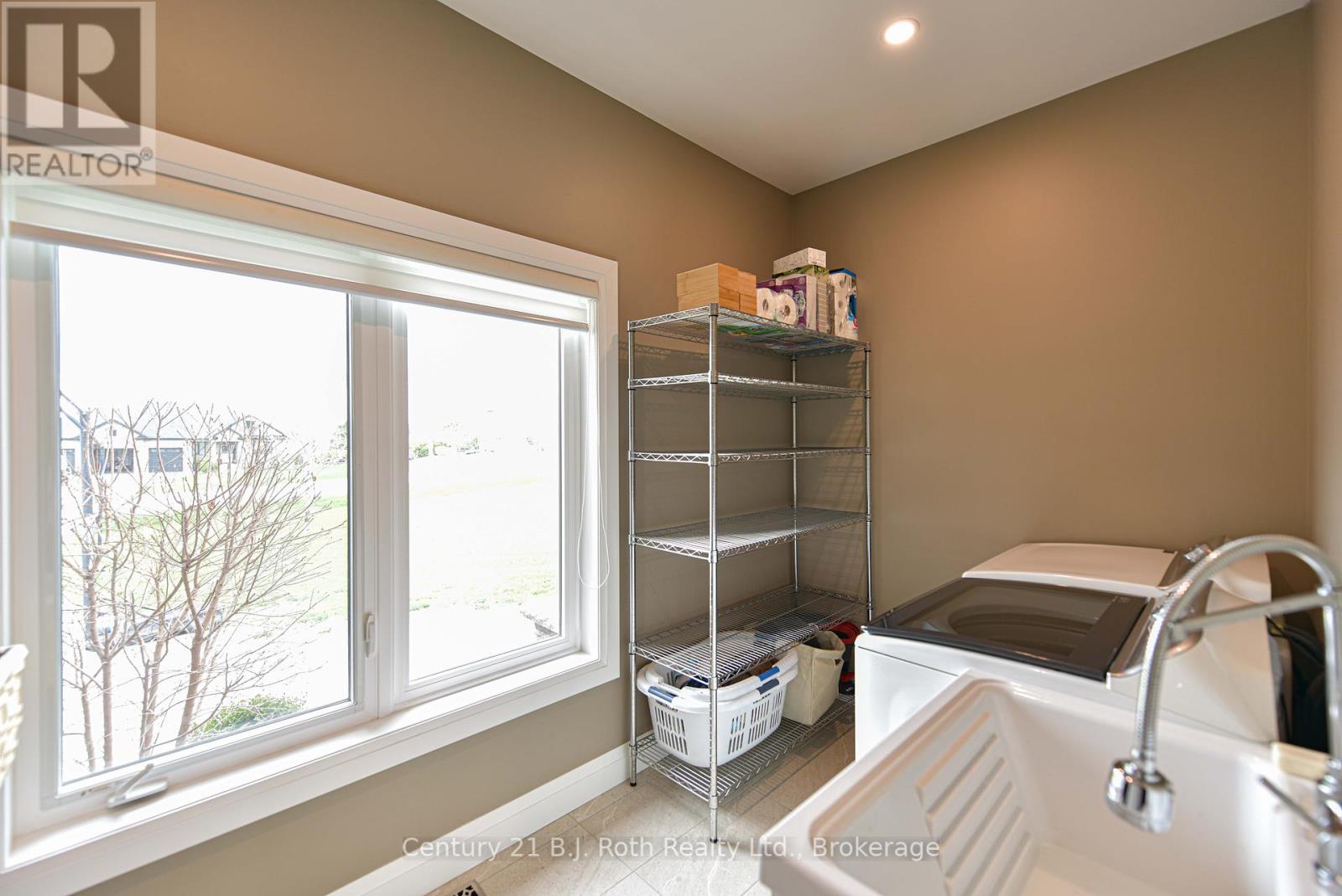 3 Breanna Boulevard, Oro-Medonte, Ontario  L3V 0J9 - Photo 24 - S12130244