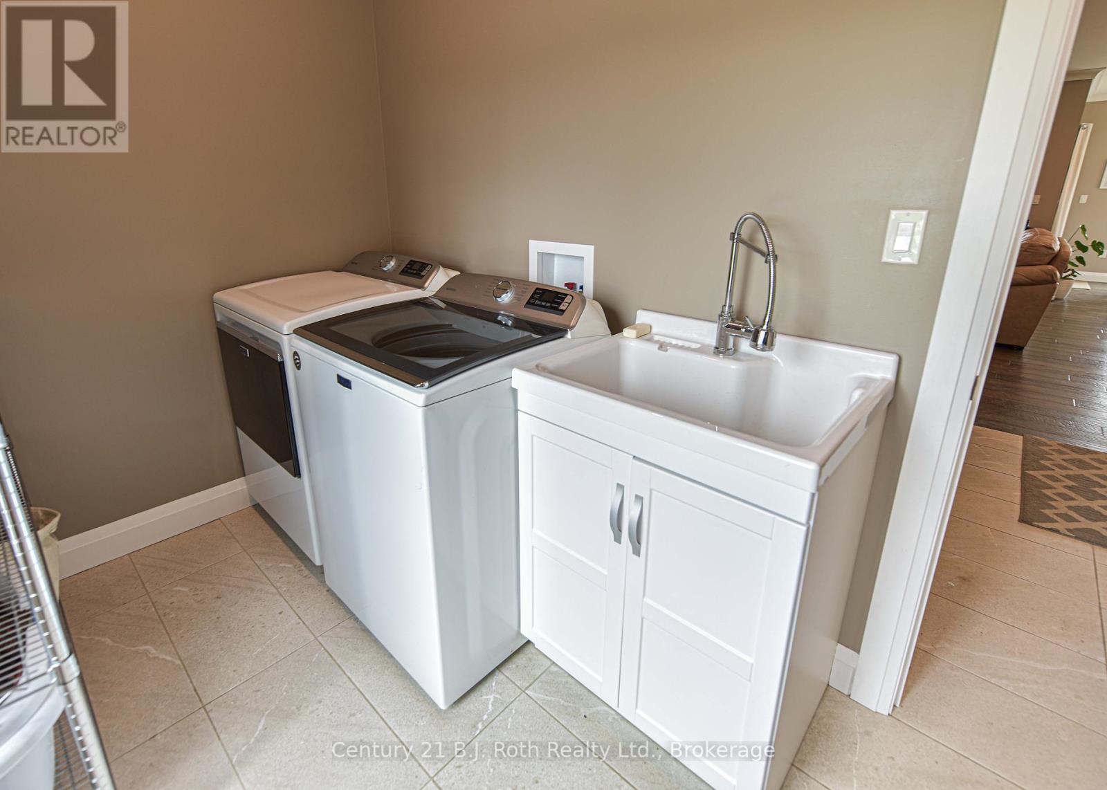 3 Breanna Boulevard, Oro-Medonte, Ontario  L3V 0J9 - Photo 25 - S12130244