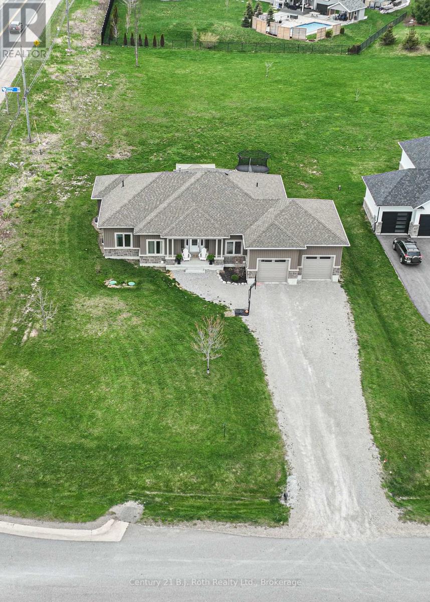 Property at 3 BREANNA BOULEVARD image 3