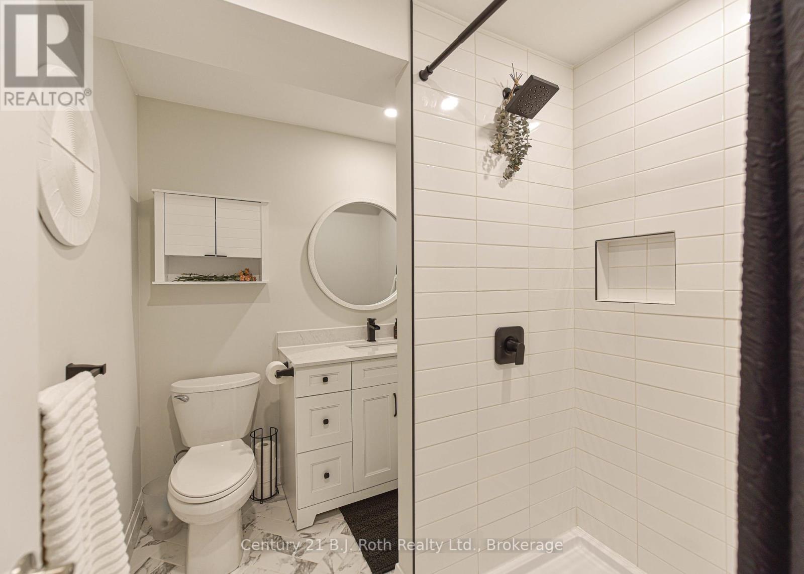 3 Breanna Boulevard, Oro-Medonte, Ontario  L3V 0J9 - Photo 45 - S12130244