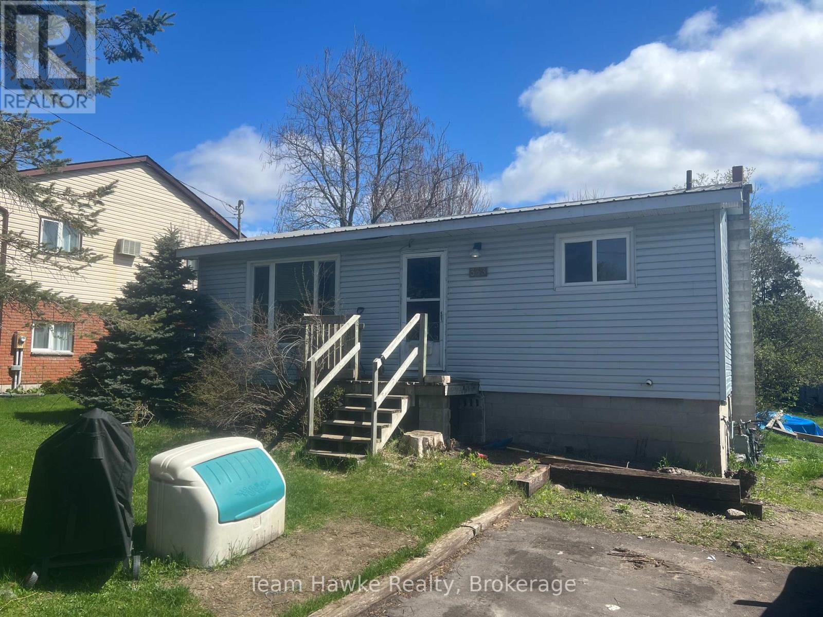 Property at 333 OUIDA STREET image 1