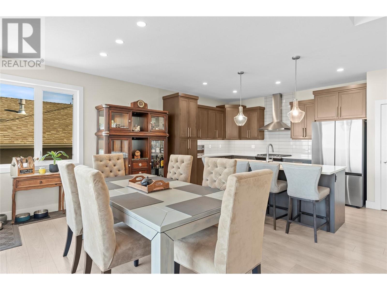 Property at 936 Mt Ida Drive image 1