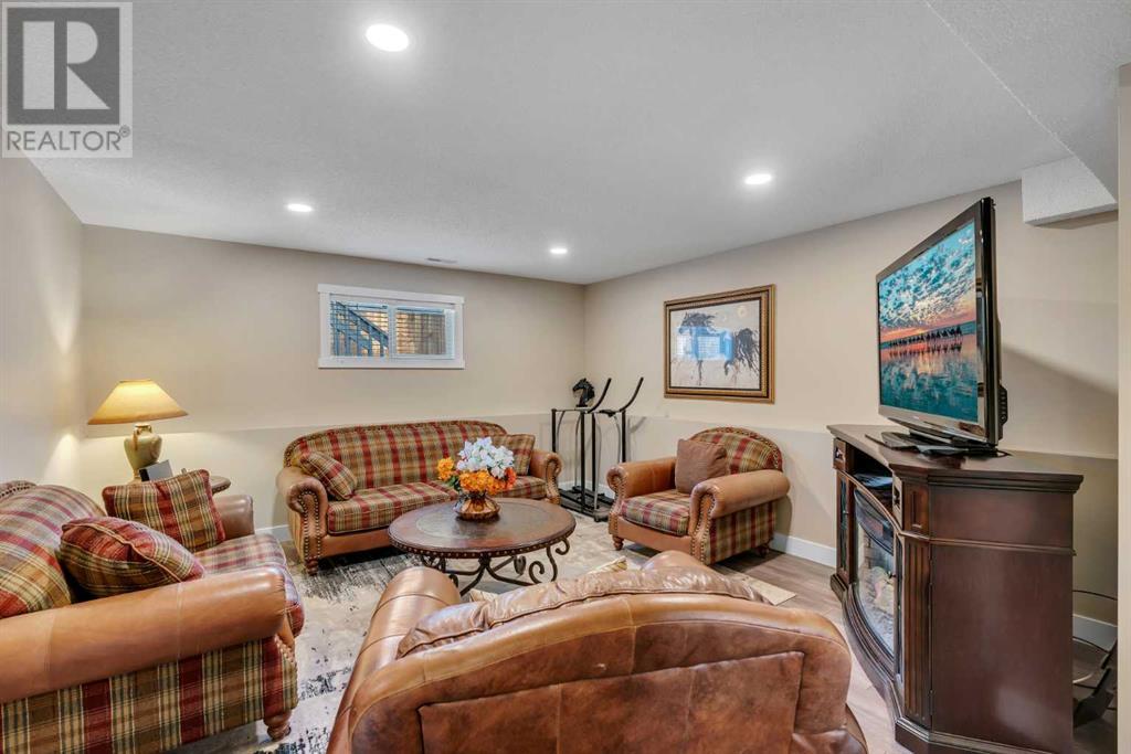 100 Valley Ridge Heights Nw, Calgary, Alberta  T3B 5T3 - Photo 17 - A2199687