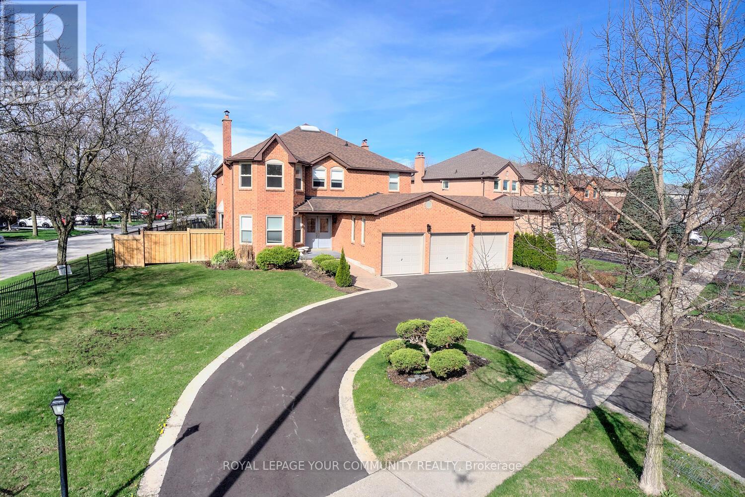 14 Hart Street, Richmond Hill, Ontario  L4C 8X2 - Photo 44 - N12130070