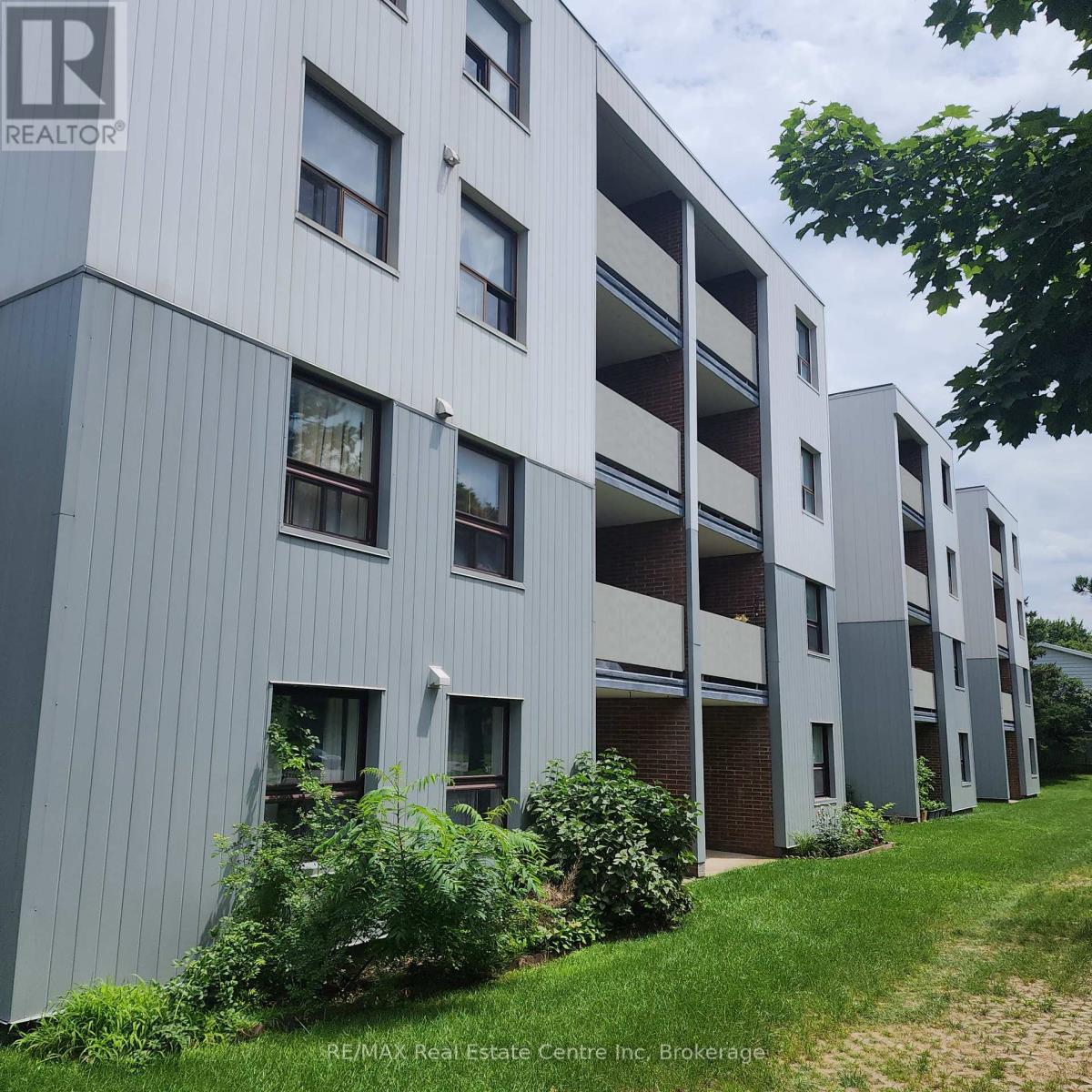 Property at 307 - 65 SILVERCREEK PARKWAY N image 2