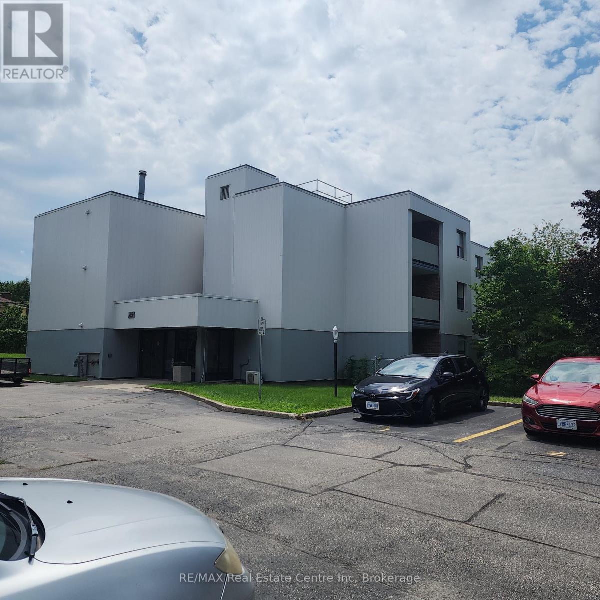 Property at 307 - 65 SILVERCREEK PARKWAY N image 5