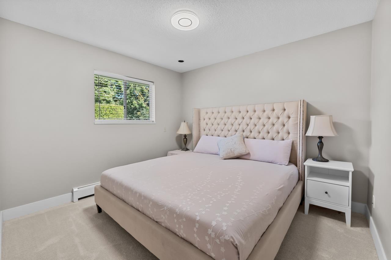 15837 Pacific Avenue, White Rock, British Columbia  V4B 1S8 - Photo 17 - R2998512