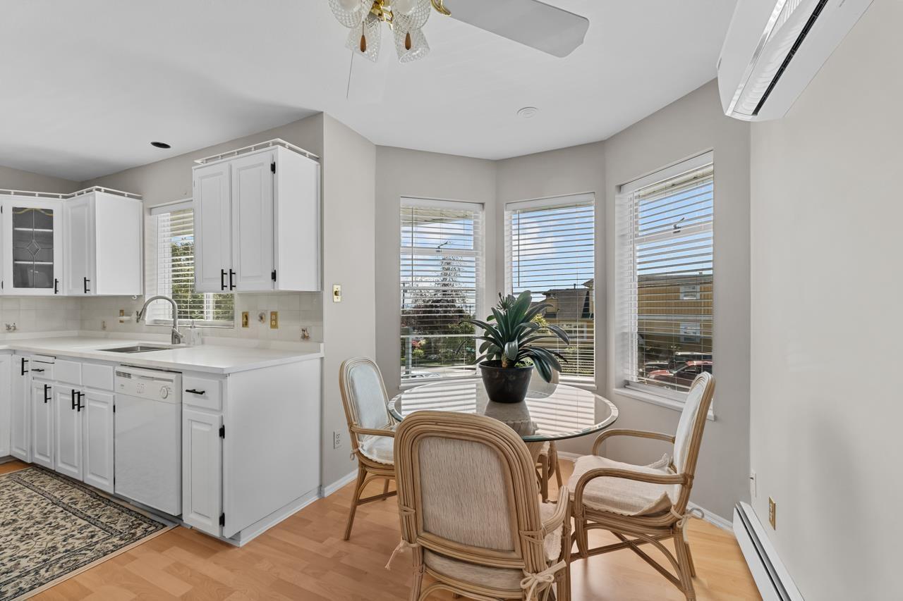 15837 Pacific Avenue, White Rock, British Columbia  V4B 1S8 - Photo 12 - R2998512