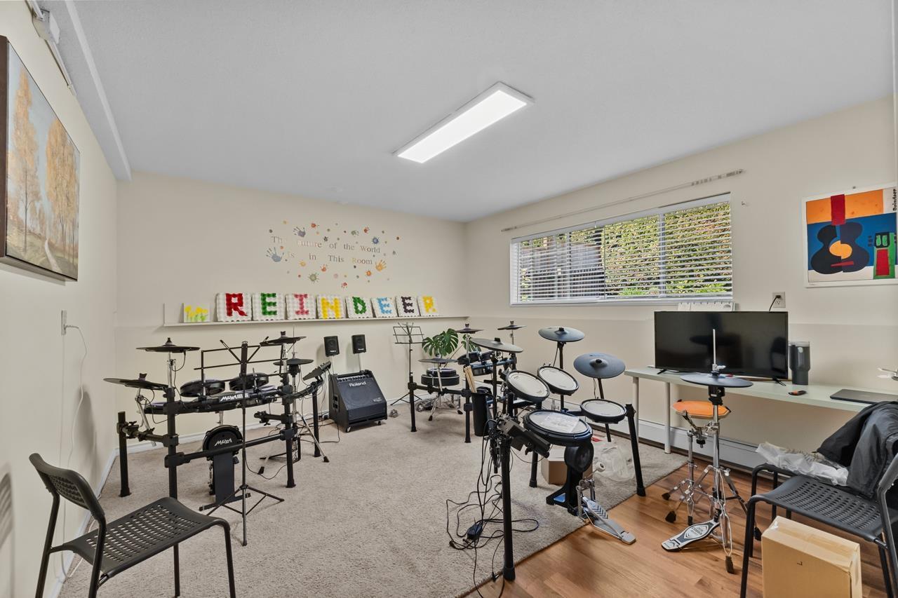 15837 Pacific Avenue, White Rock, British Columbia  V4B 1S8 - Photo 29 - R2998512