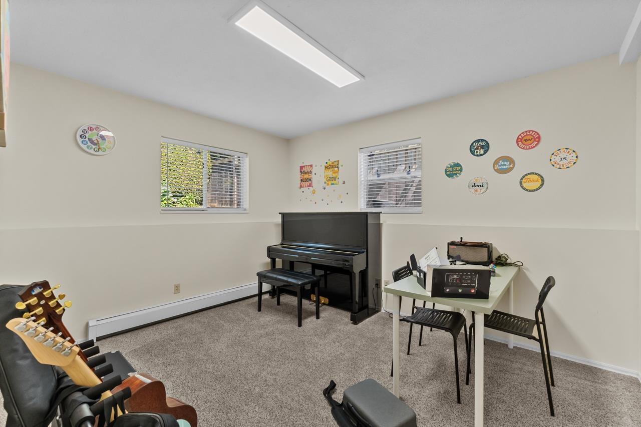 15837 Pacific Avenue, White Rock, British Columbia  V4B 1S8 - Photo 28 - R2998512