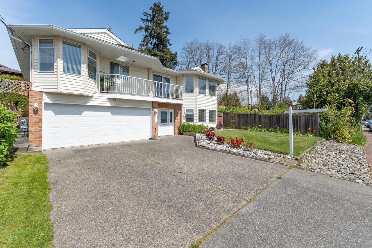 15837 Pacific Avenue, White Rock, British Columbia  V4B 1S8 - Photo 2 - R2998512