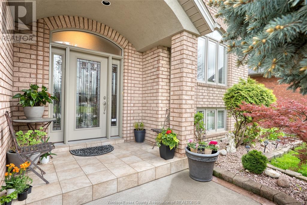 Property at 10859 MANCROFT image 5