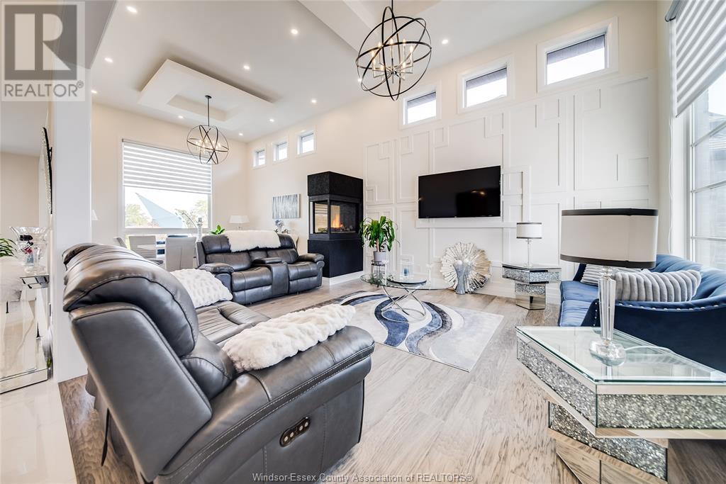 Property at 328 BENSON COURT image 4