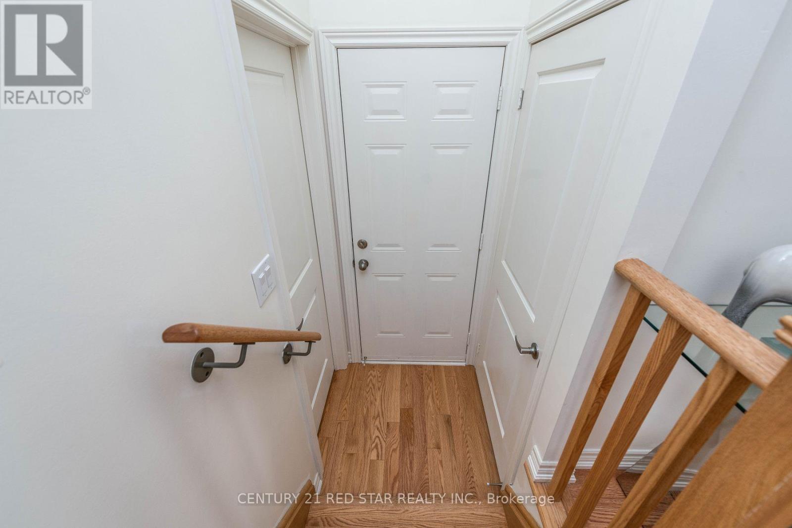 9 Sail Road, Brampton, Ontario  L7A 4W6 - Photo 10 - W12130006