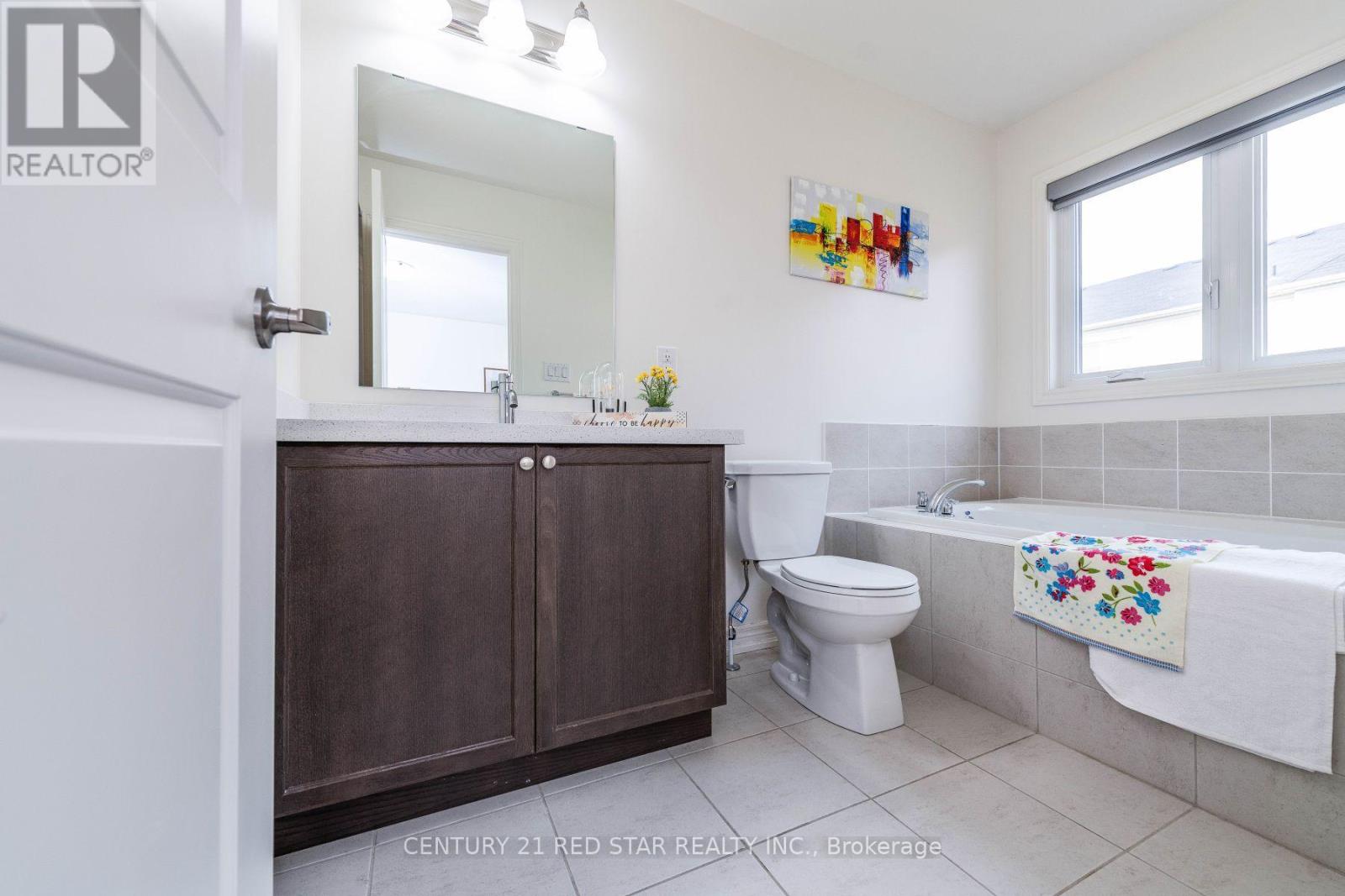9 Sail Road, Brampton, Ontario  L7A 4W6 - Photo 35 - W12130006