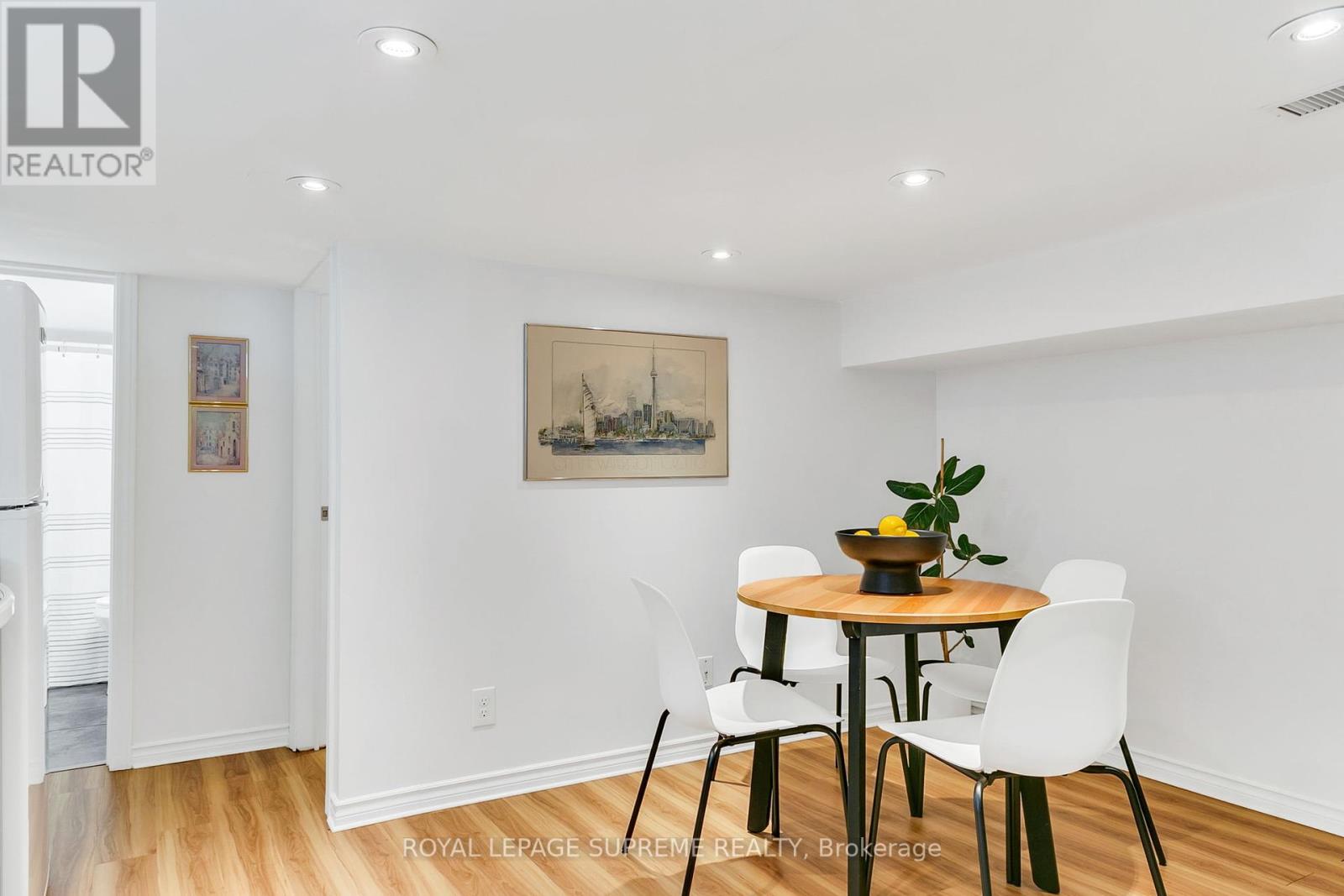 172 Silverthorn Avenue, Toronto (Weston-Pellam Park), Ontario  M6N 3K3 - Photo 39 - W12130020