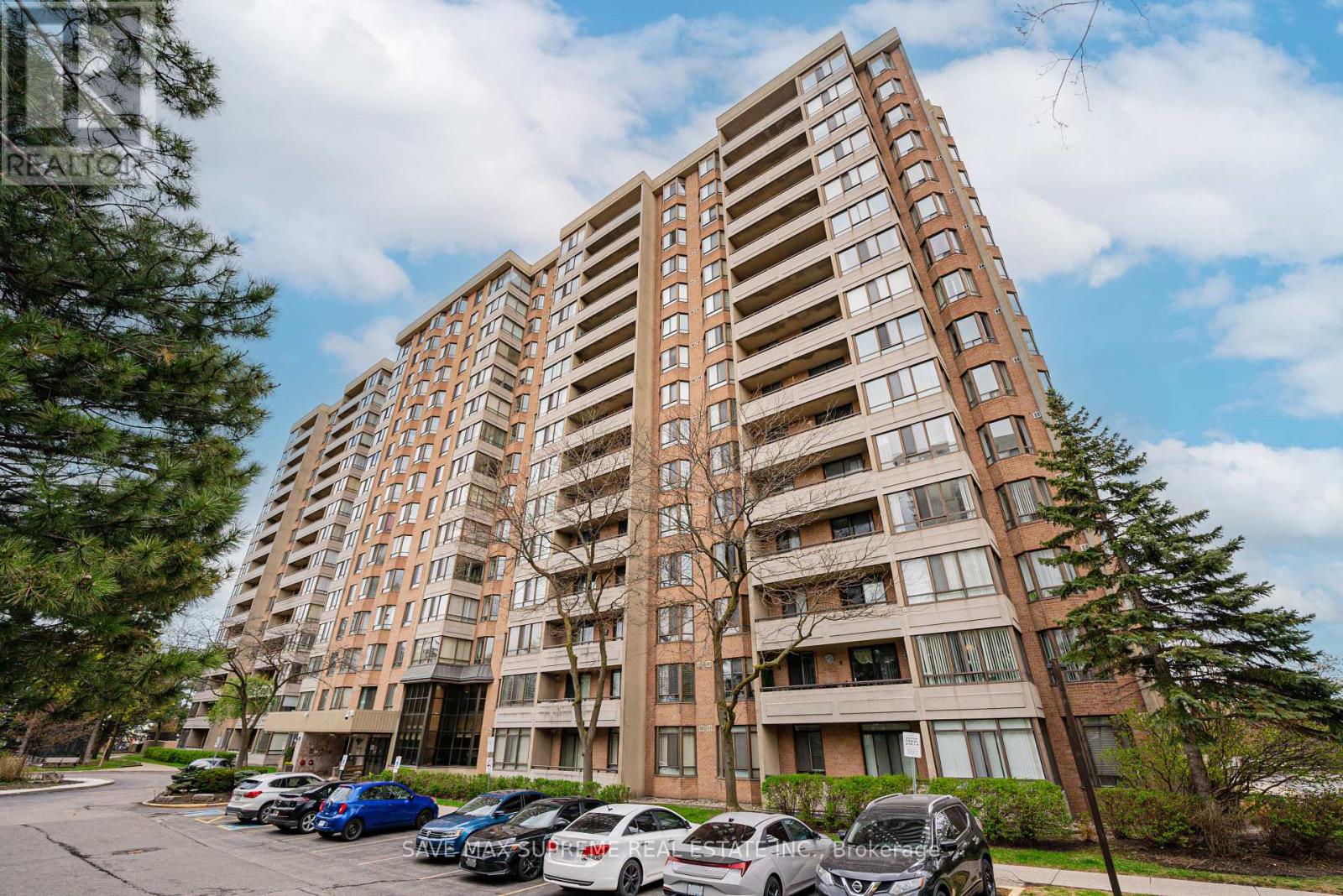 1507 - 5 LISA STREET, Brampton, Ontario