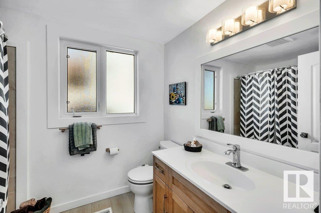 Property at 612 6 ST image 1