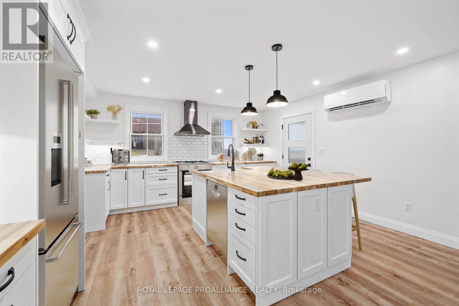 2961 Victoria Road, Prince Edward County, Ontario  K0K 1L0 - Photo 18 - X11887997