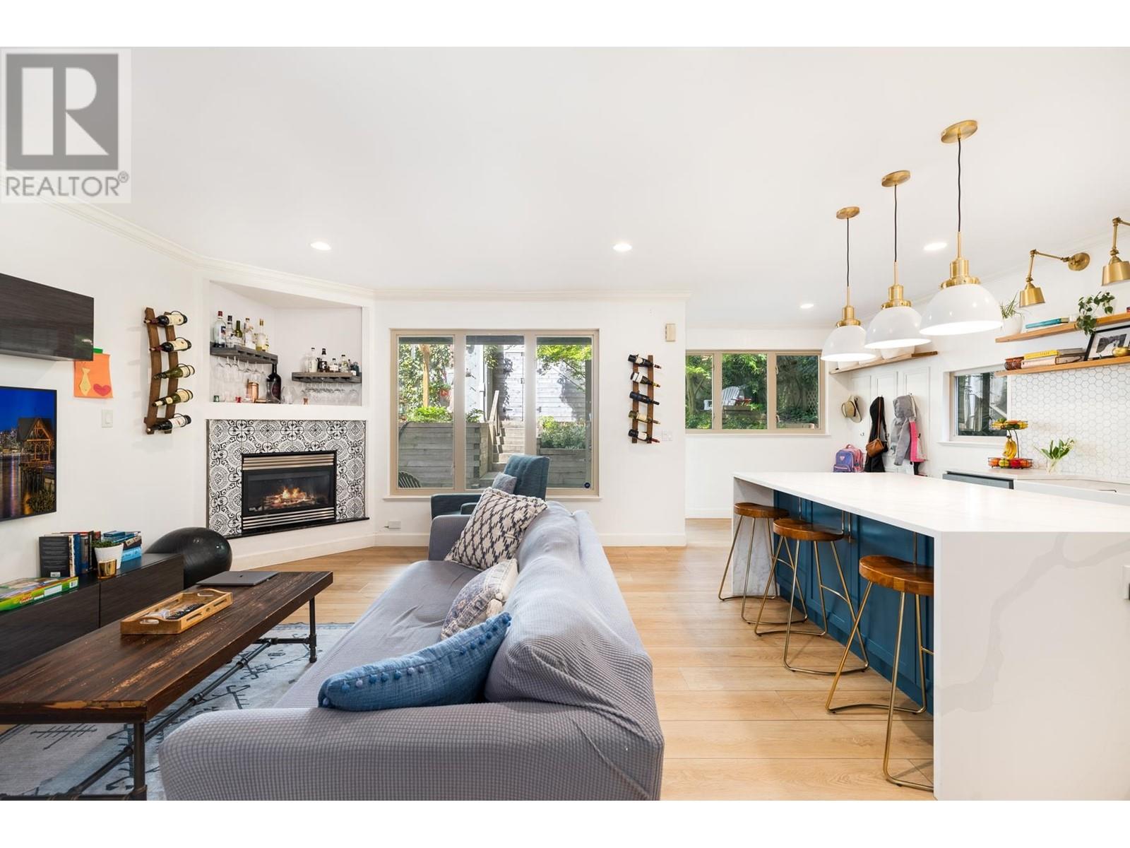 790 E Keith Road, North Vancouver, British Columbia  V7L 1W7 - Photo 8 - R2999544