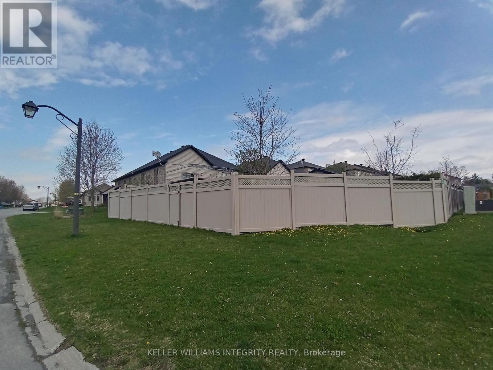 101 Thivierge Court, Clarence-Rockland, Ontario  K4K 0E7 - Photo 37 - X11969719