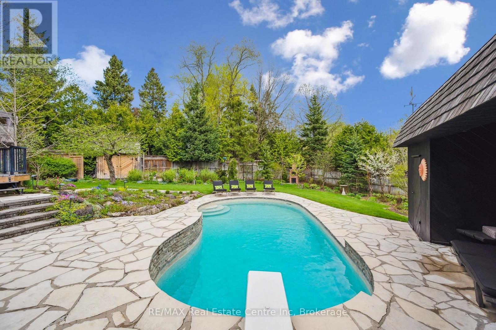 20 Lisa Lane, Guelph, Ontario  N1H 7H7 - Photo 44 - X12130380