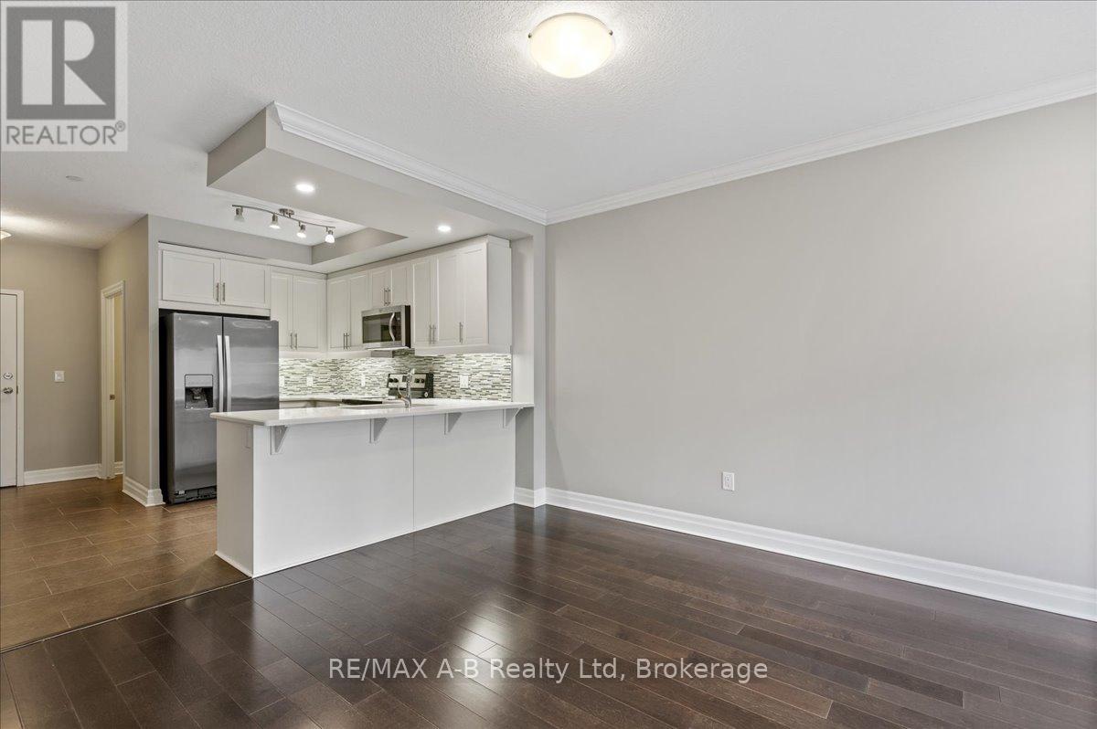 206 - 255 John Street N, Stratford, Ontario  N5A 0G7 - Photo 10 - X12130405