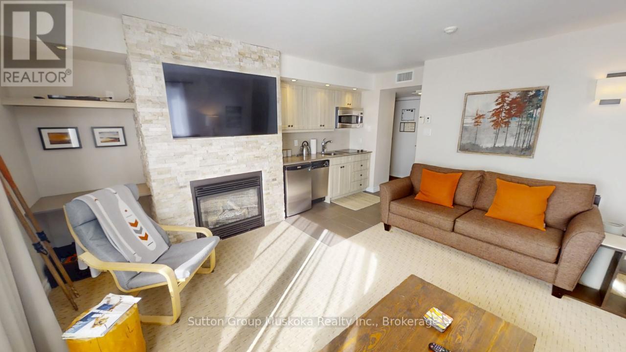 53-303 - 1235 Deerhurst Drive, Huntsville, Ontario  P1H 2E8 - Photo 7 - X12130487