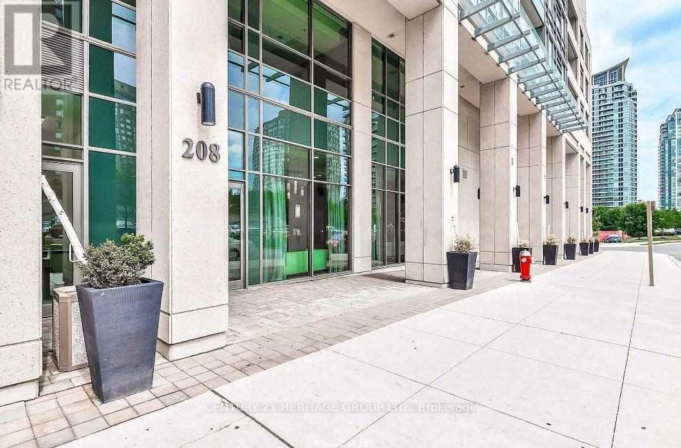 3510 - 208 Enfield Place, Mississauga (City Centre), Ontario  L5B 0G8 - Photo 2 - W12130063