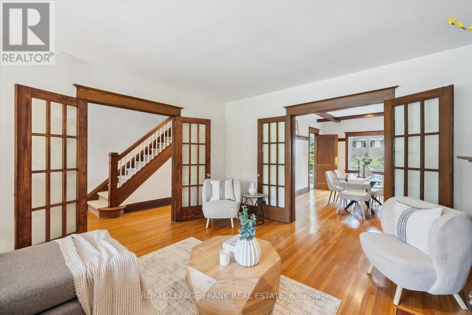 93 Colbeck Street, Toronto, Ontario  M6S 1V1 - Photo 6 - W12130425