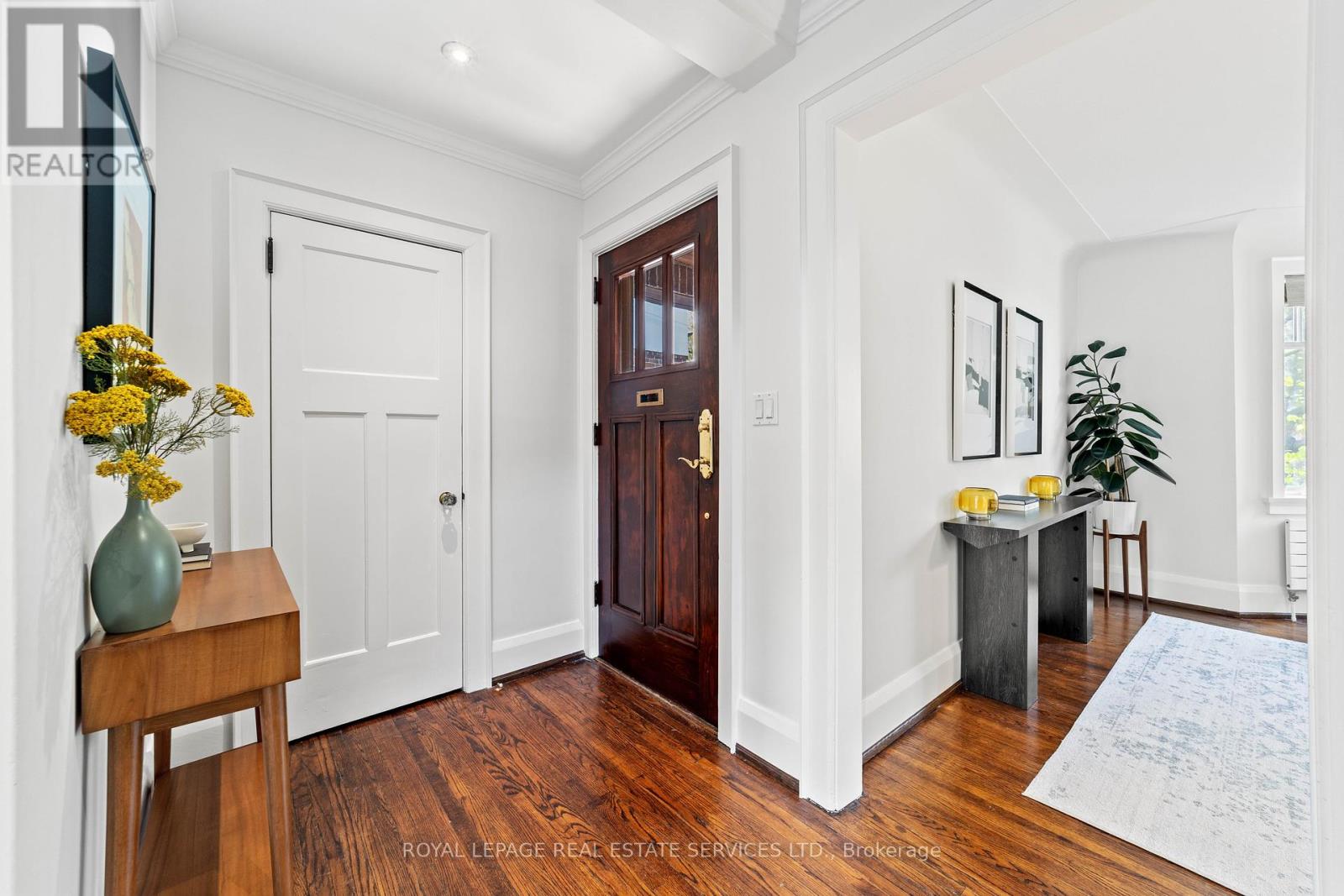 Property at 11 ST HILDAS AVENUE image 5