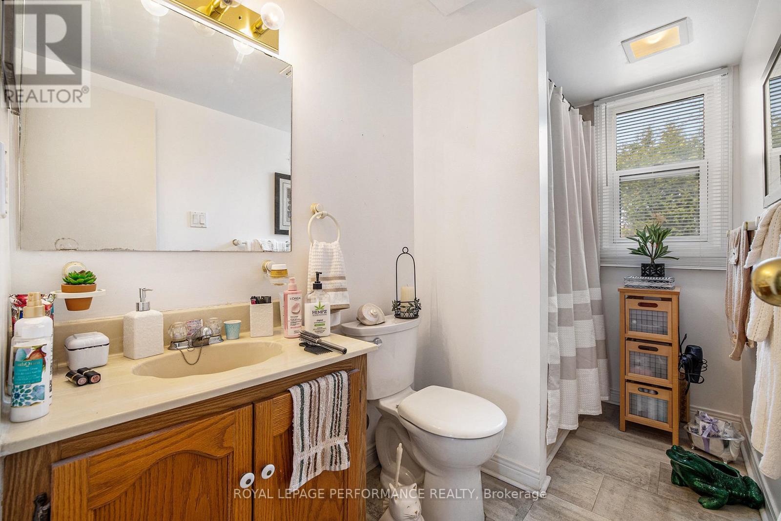 327-329 Shakespeare Street, Ottawa, Ontario  K1L 5M1 - Photo 13 - X12130394