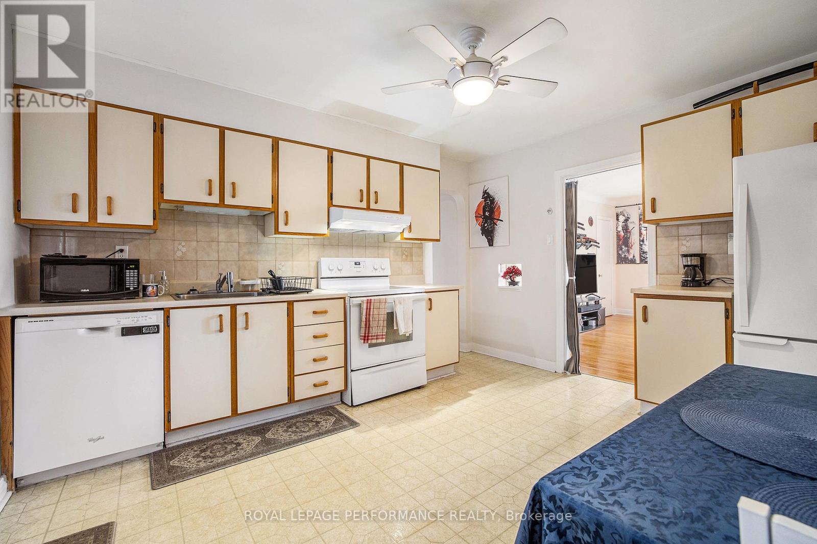 327-329 Shakespeare Street, Ottawa, Ontario  K1L 5M1 - Photo 20 - X12130394