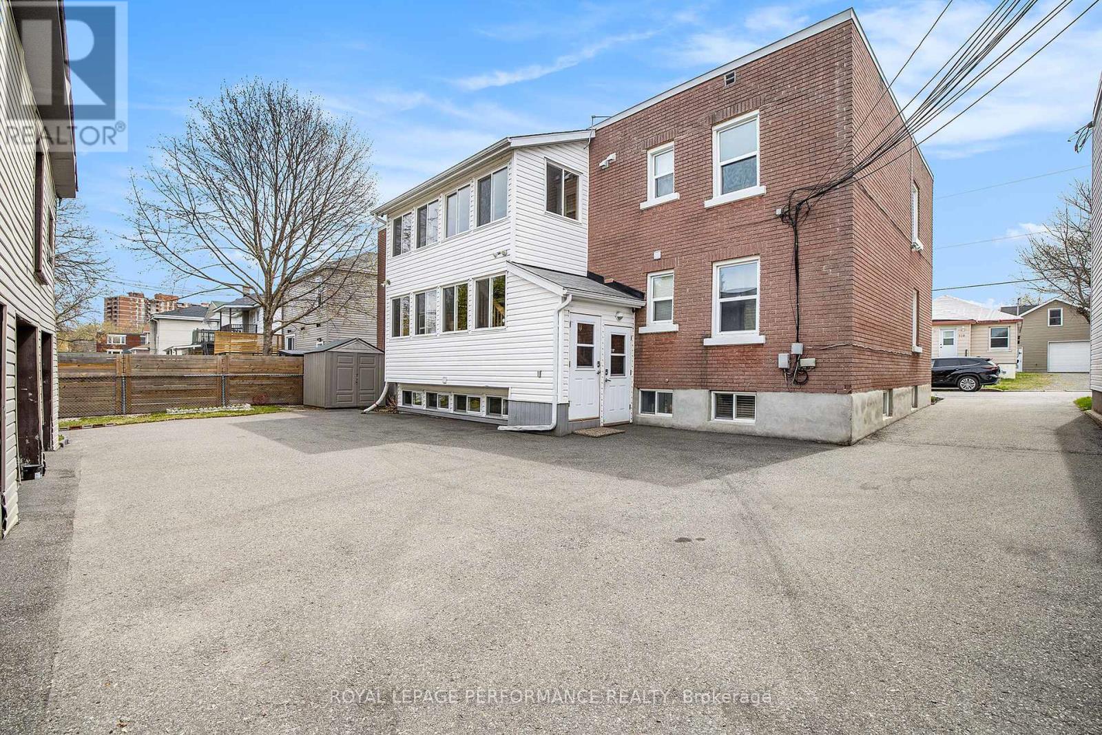 327-329 Shakespeare Street, Ottawa, Ontario  K1L 5M1 - Photo 25 - X12130394