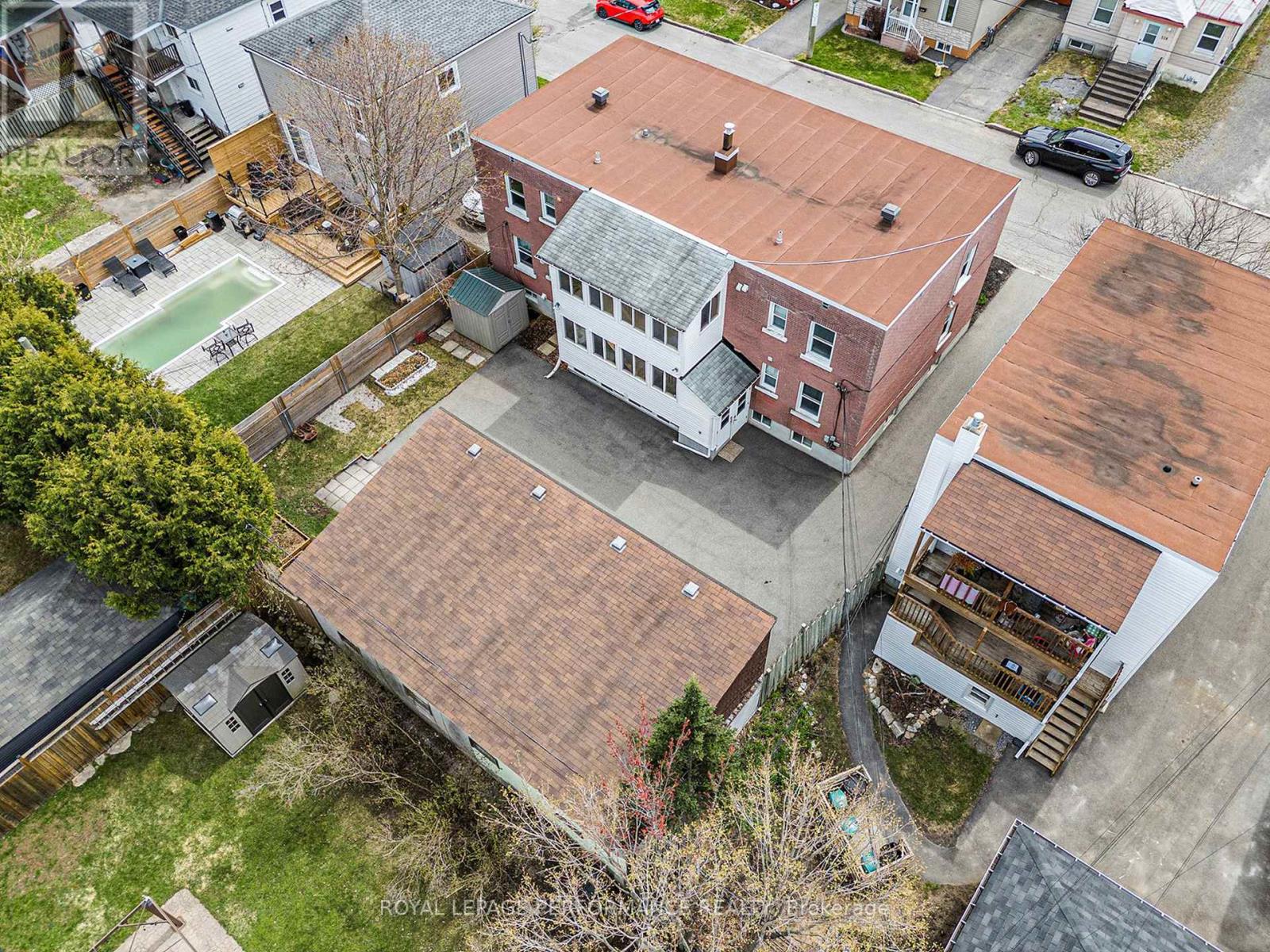 327-329 Shakespeare Street, Ottawa, Ontario  K1L 5M1 - Photo 29 - X12130394