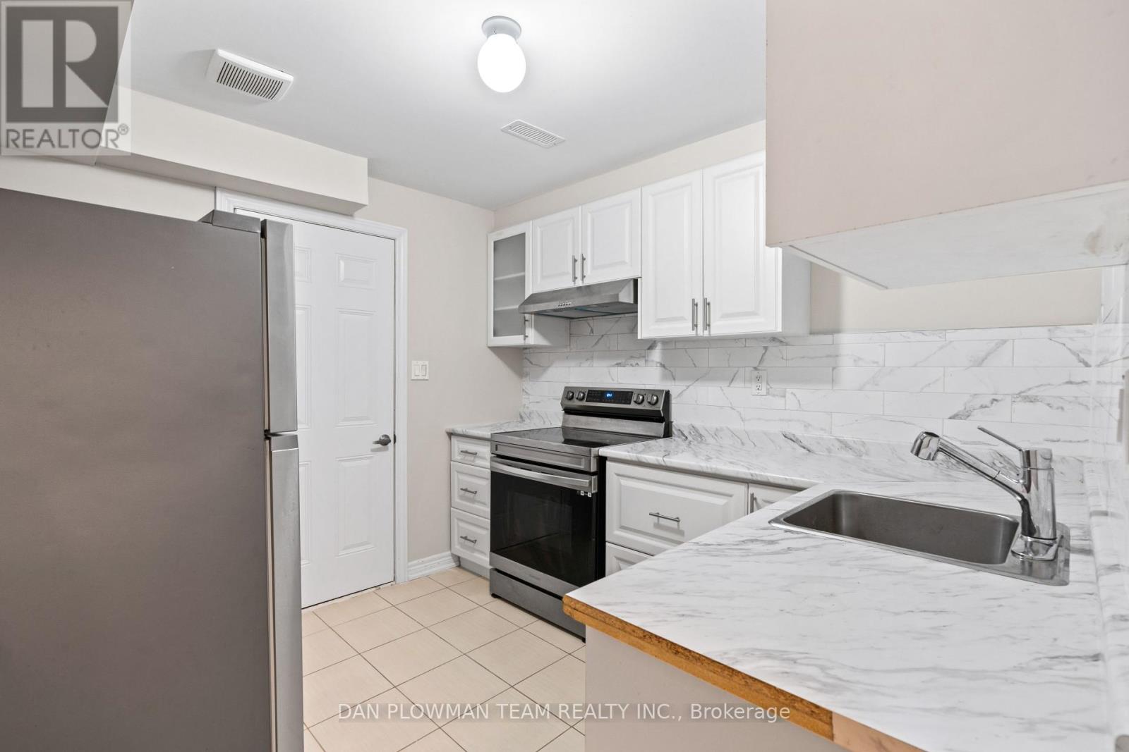 1284 Klondike Drive, Oshawa, Ontario  L1H 8L7 - Photo 37 - E12130156