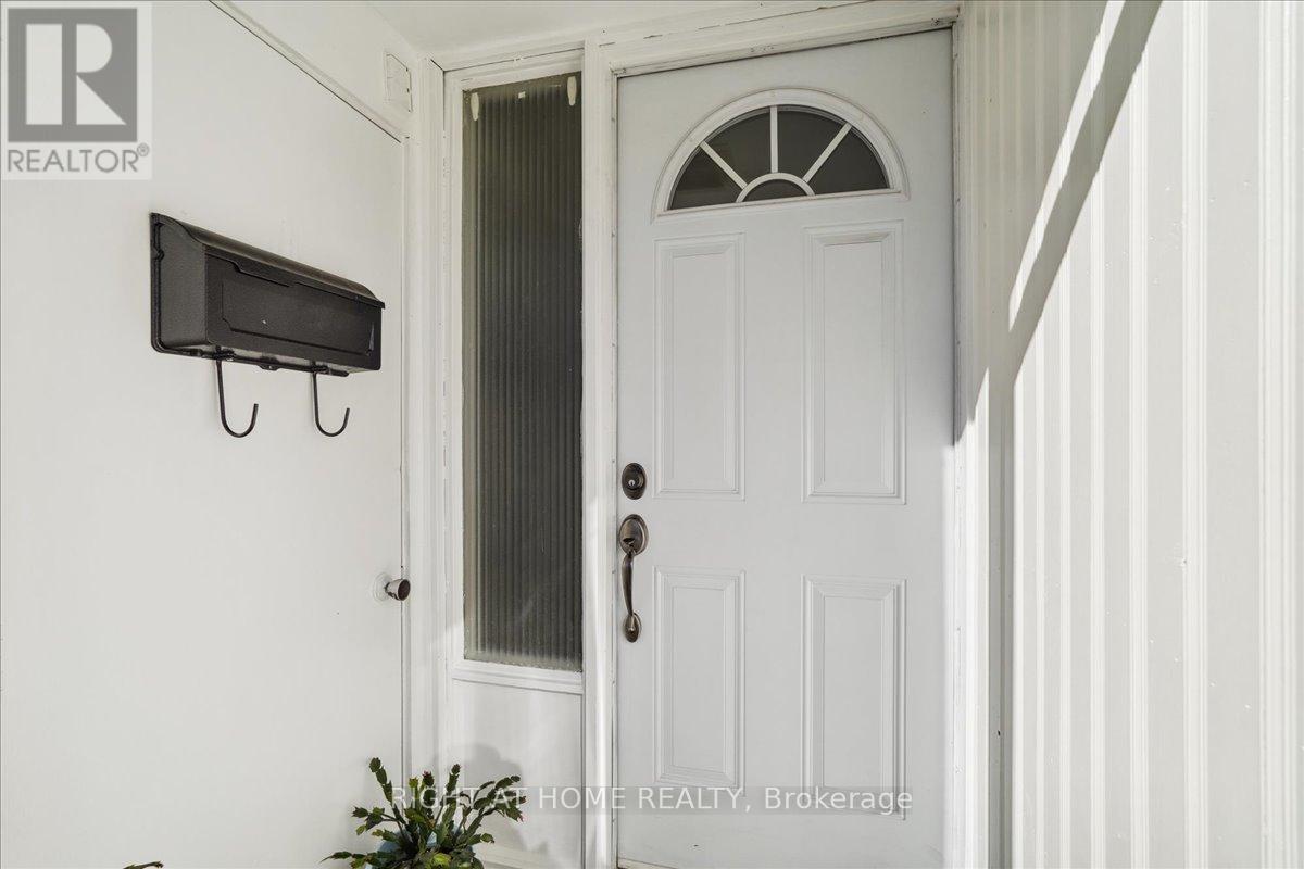 Property at 48 ARDGOWAN CRESCENT image 5