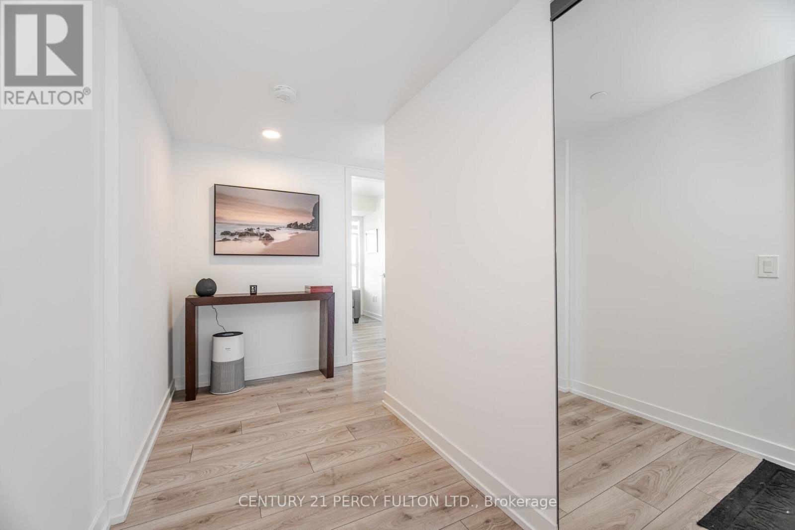 902 - 1455 Celebration Drive, Pickering, Ontario  L1W 0C3 - Photo 3 - E12130352