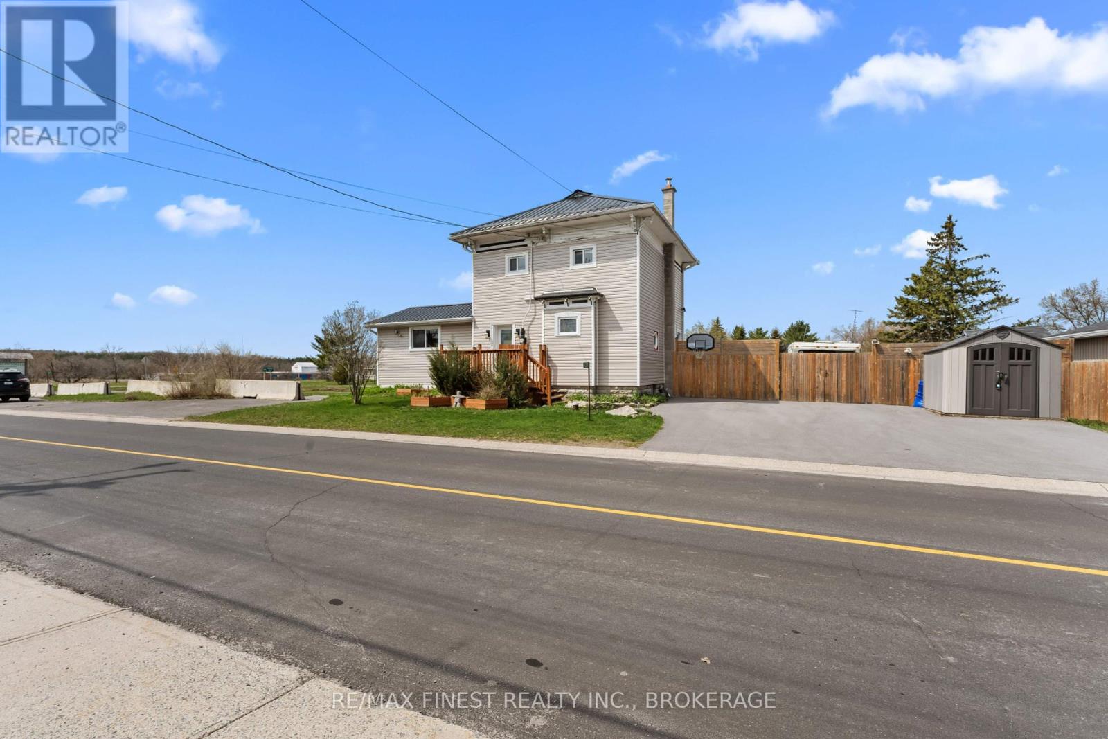 4309 Kingston Road, Frontenac, Ontario  K0H 1V0 - Photo 2 - X12120614