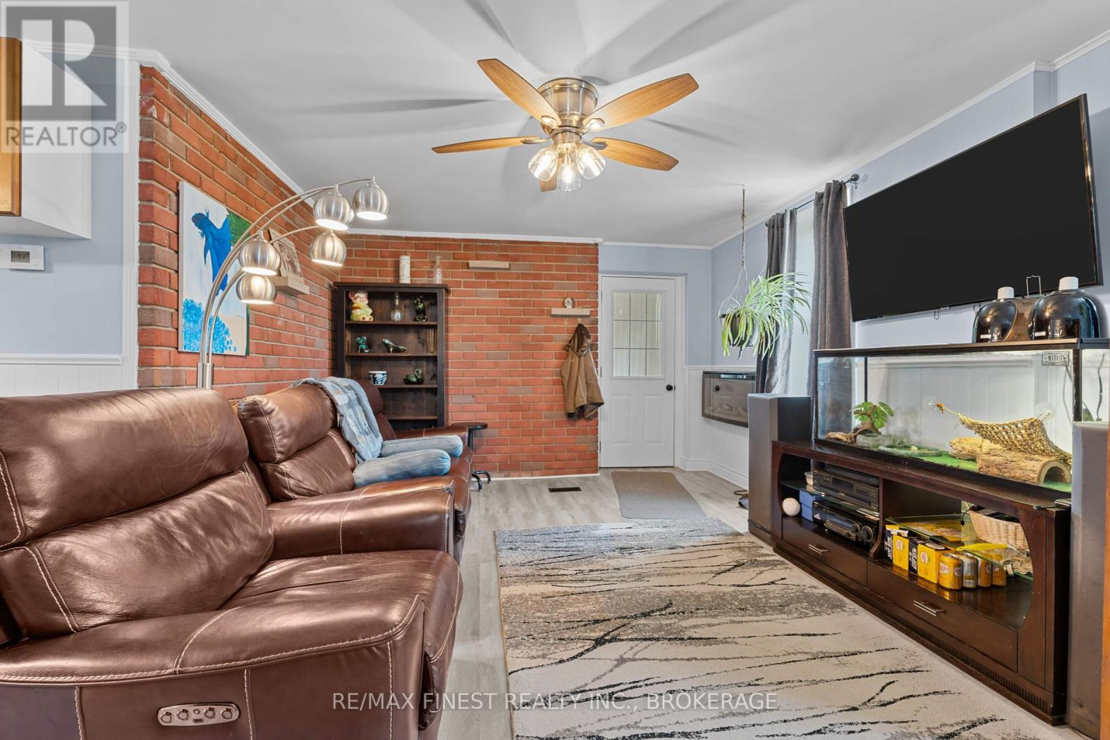 4309 Kingston Road, Frontenac, Ontario  K0H 1V0 - Photo 12 - X12120614
