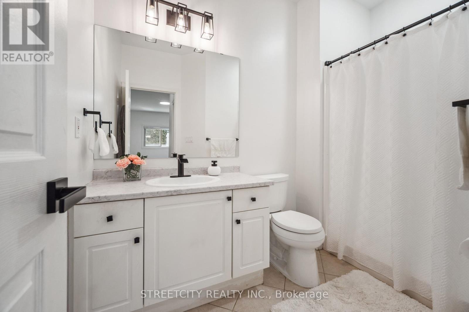 211 - 2025 Meadowgate Boulevard S, London South, Ontario  N6M 1K9 - Photo 20 - X12130438