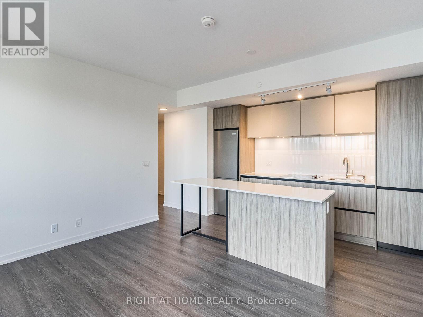 203 - 7950 Bathurst Street, Vaughan, Ontario  L4J 0L4 - Photo 16 - N12130192