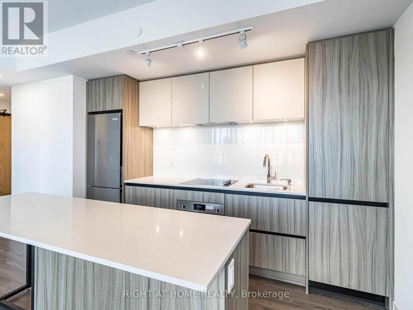 203 - 7950 Bathurst Street, Vaughan, Ontario  L4J 0L4 - Photo 22 - N12130192
