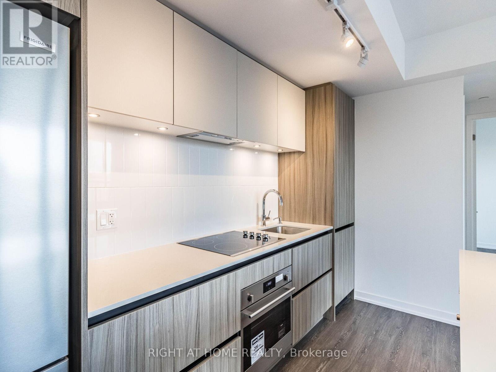 203 - 7950 Bathurst Street, Vaughan, Ontario  L4J 0L4 - Photo 24 - N12130192