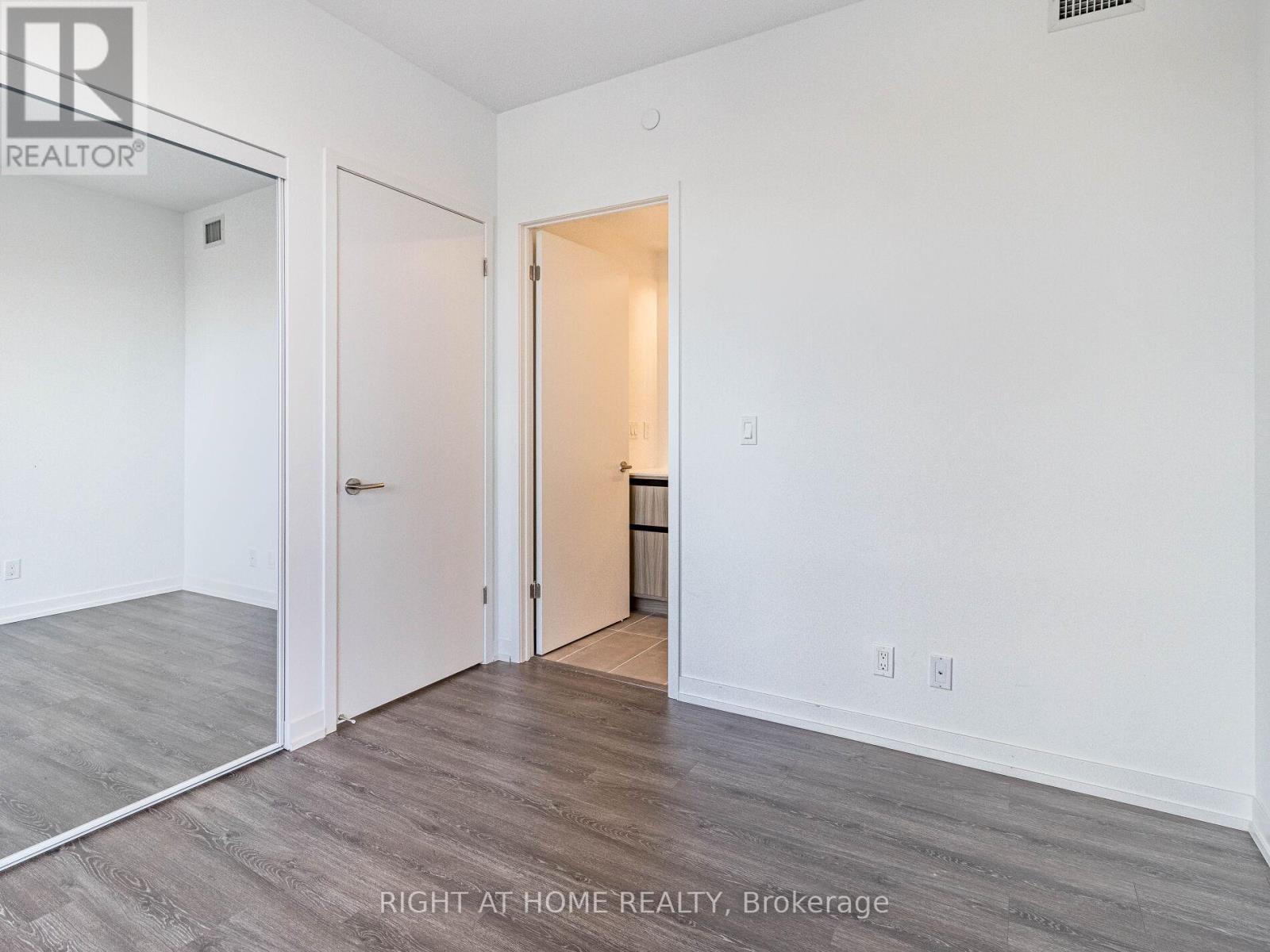 203 - 7950 Bathurst Street, Vaughan, Ontario  L4J 0L4 - Photo 31 - N12130192