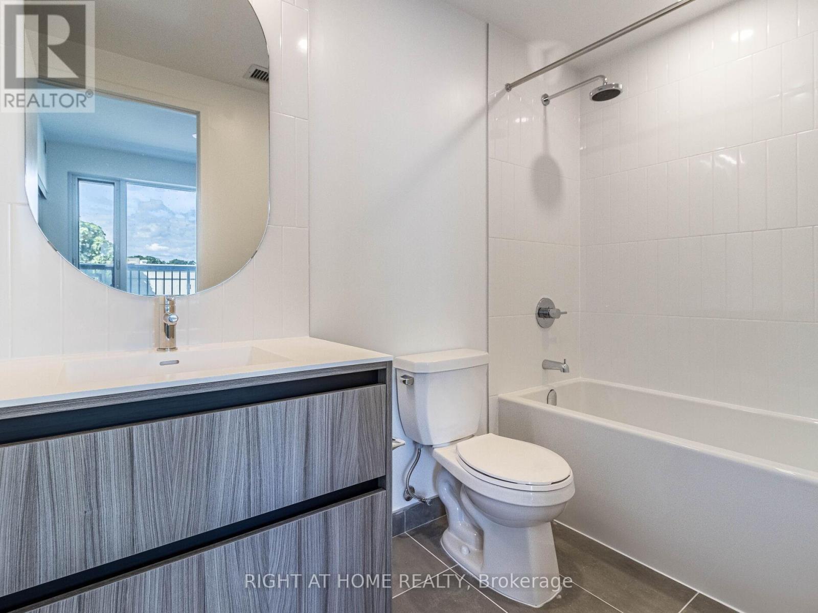 203 - 7950 Bathurst Street, Vaughan, Ontario  L4J 0L4 - Photo 32 - N12130192