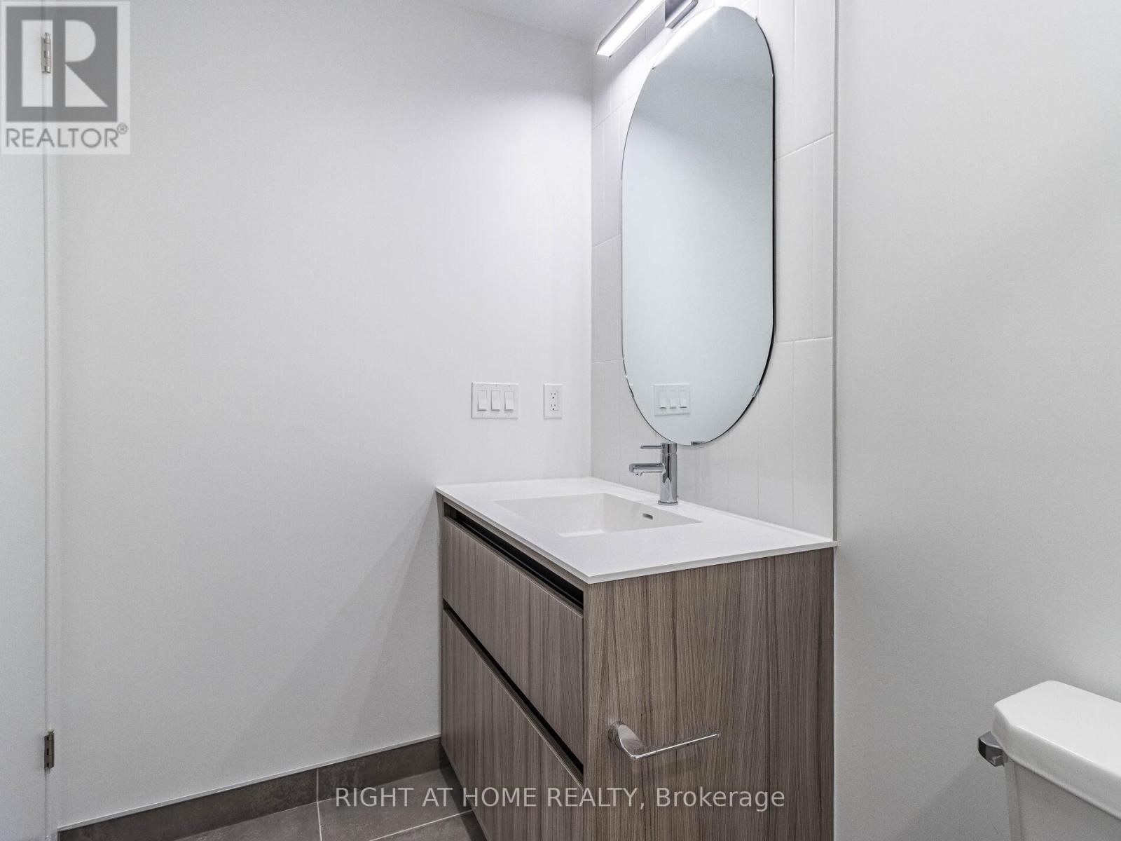 203 - 7950 Bathurst Street, Vaughan, Ontario  L4J 0L4 - Photo 34 - N12130192