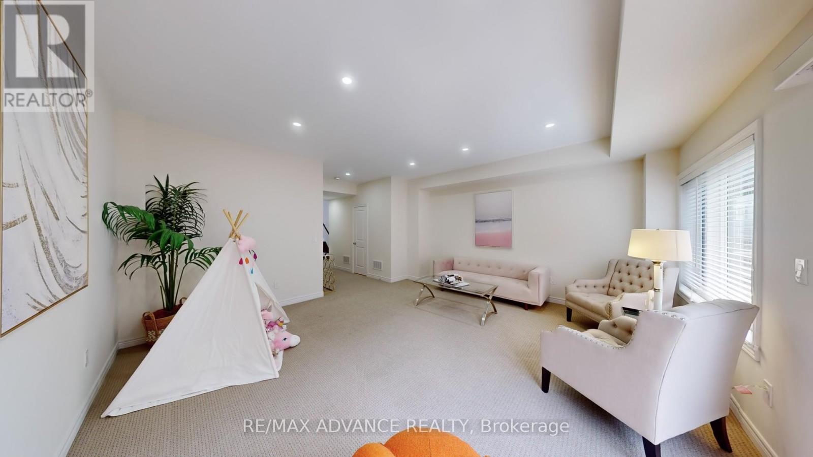 59 Lebovic Campus Drive, Vaughan (Patterson), Ontario  L6A 4J4 - Photo 41 - N12130193