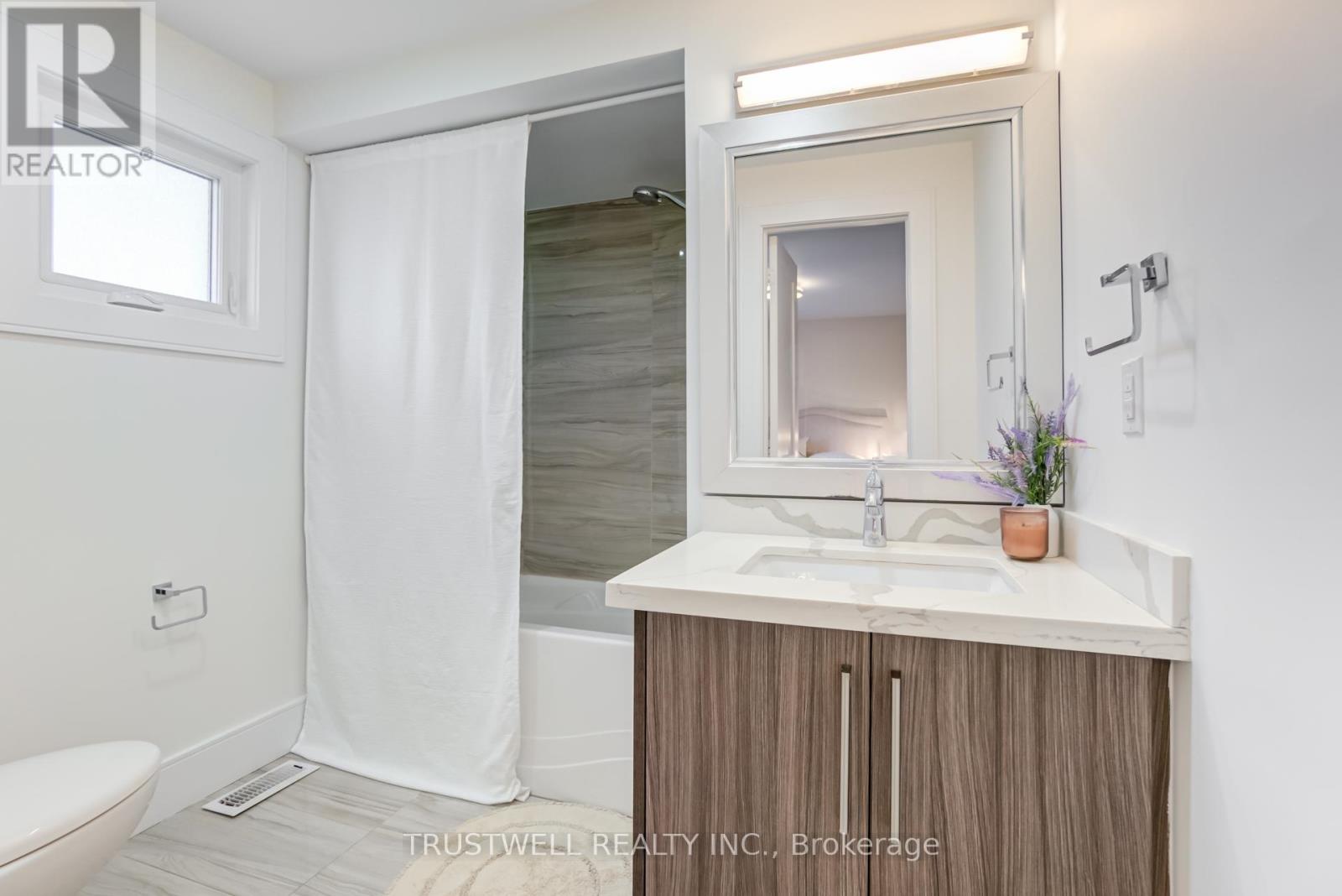 89 Campbell Avenue, Vaughan (Crestwood-Springfarm-Yorkhill), Ontario  L4J 4Z3 - Photo 23 - N12130253
