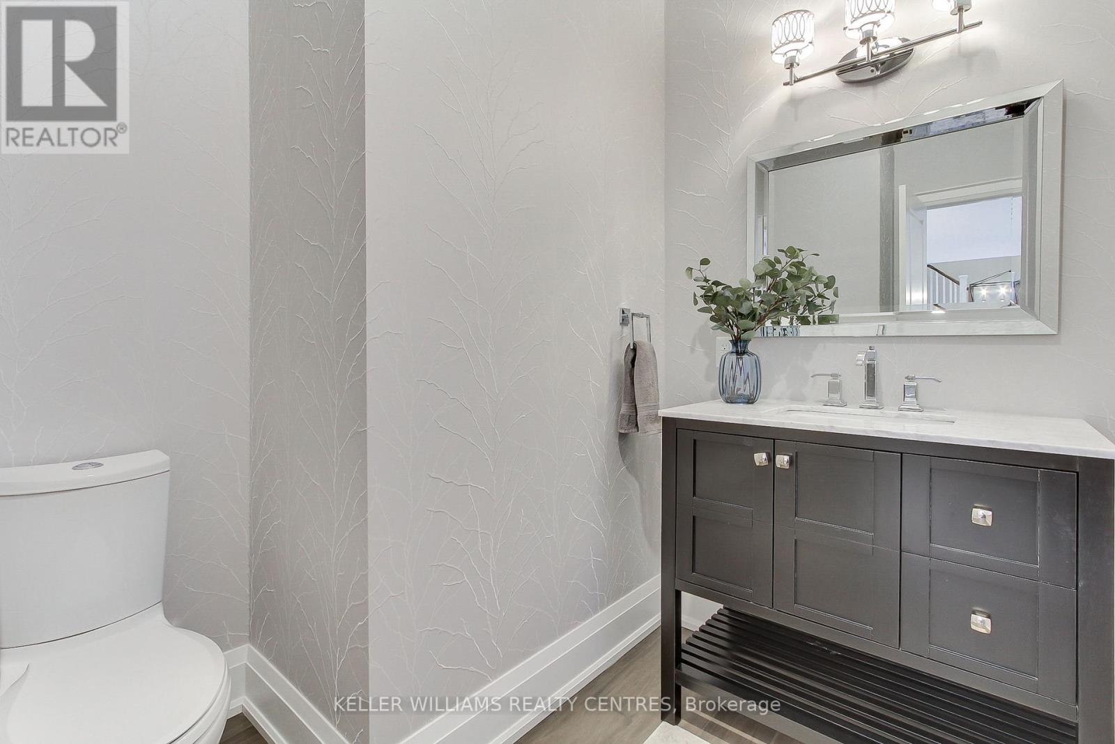 17781 Mccowan Road, East Gwillimbury, Ontario  L0G 1E0 - Photo 39 - N12130299